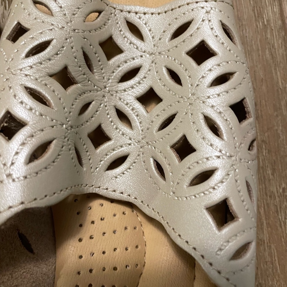 Spring Step size 40 sandal - Picture 4 of 4
